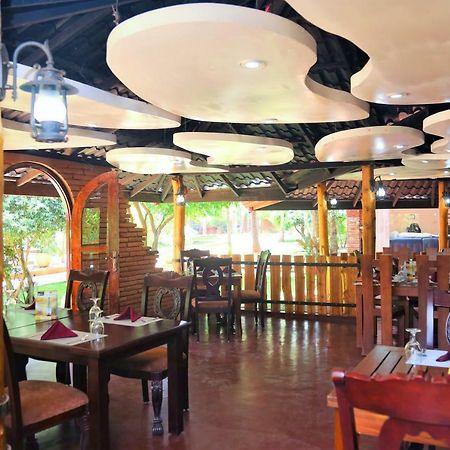 Avasta Resort And Spa Anuradhapura Exterior foto