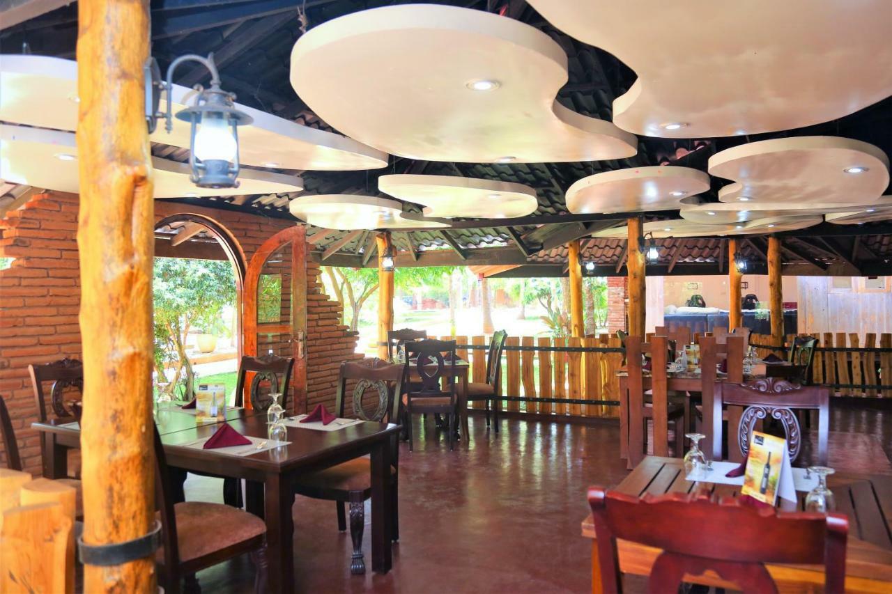 Avasta Resort And Spa Anuradhapura Exterior foto