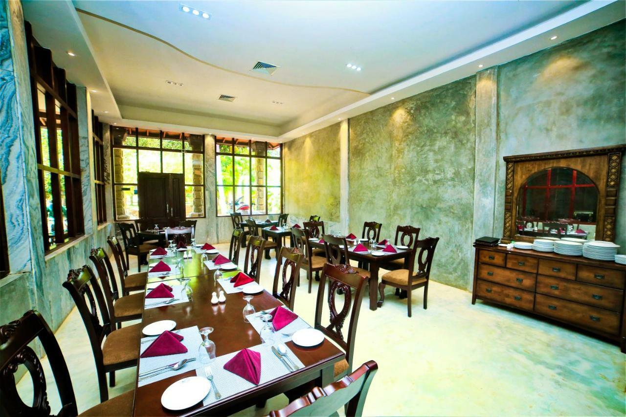 Avasta Resort And Spa Anuradhapura Exterior foto